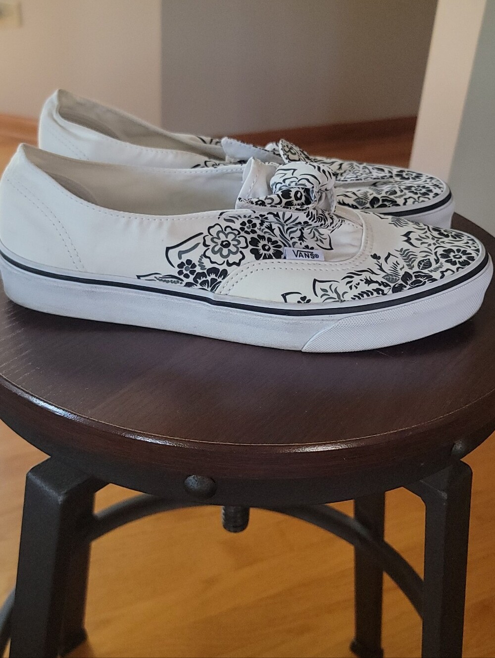 Rare🔥Womens Vans 9.5